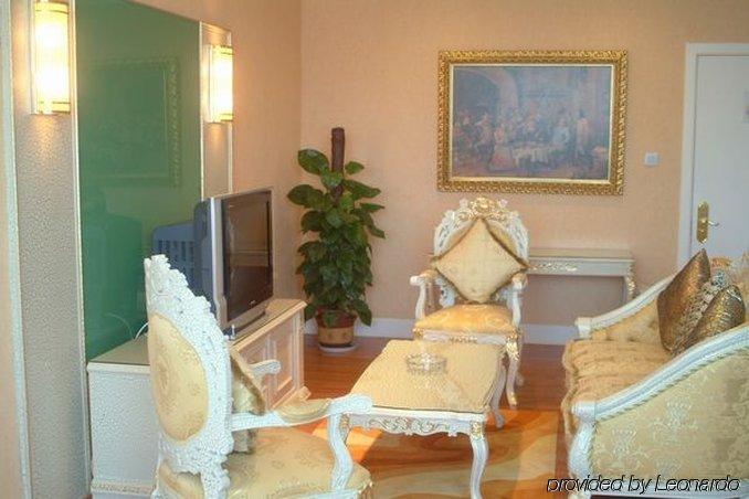 Royal Court Hotel Şanghay İç mekan fotoğraf